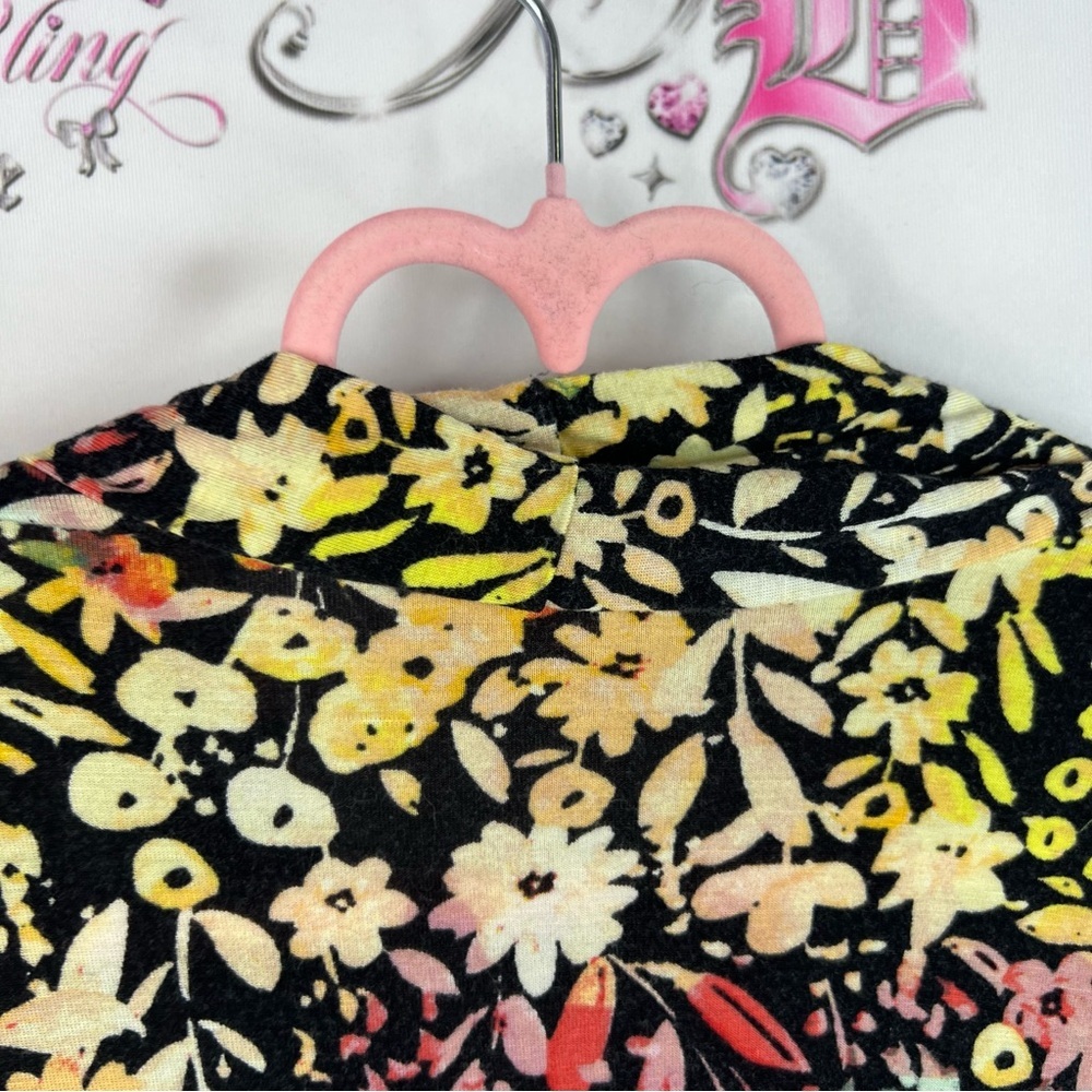 Cable & gauge tank top vibrant Floral V-Neck Blouse Multicolor flowers - Picture 6 of 10